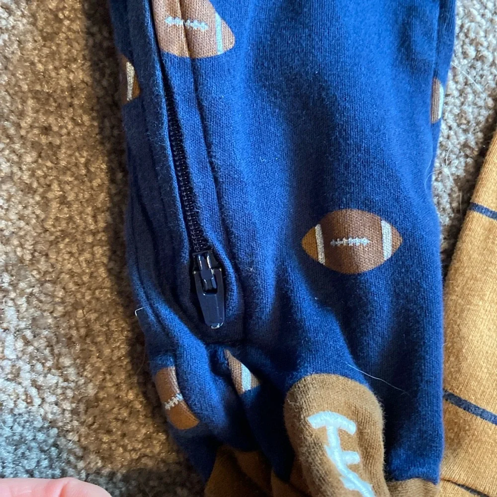 Carter’s 2 Infant Size 6 Months Boys Outfits Playsuits Football & Stripes